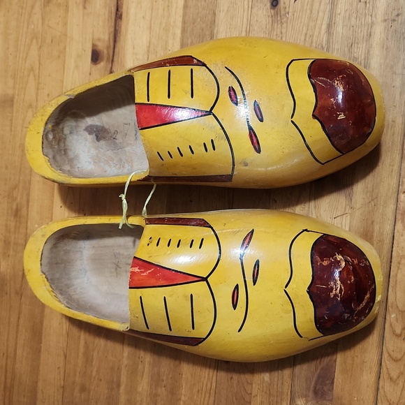 Authentic Dutch Wooden Clogs 12" Handmade/Carved Vintage Heavy Quality EUC - Picture 1 of 5